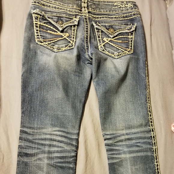 Silver Jeans - Picture 3 of 8